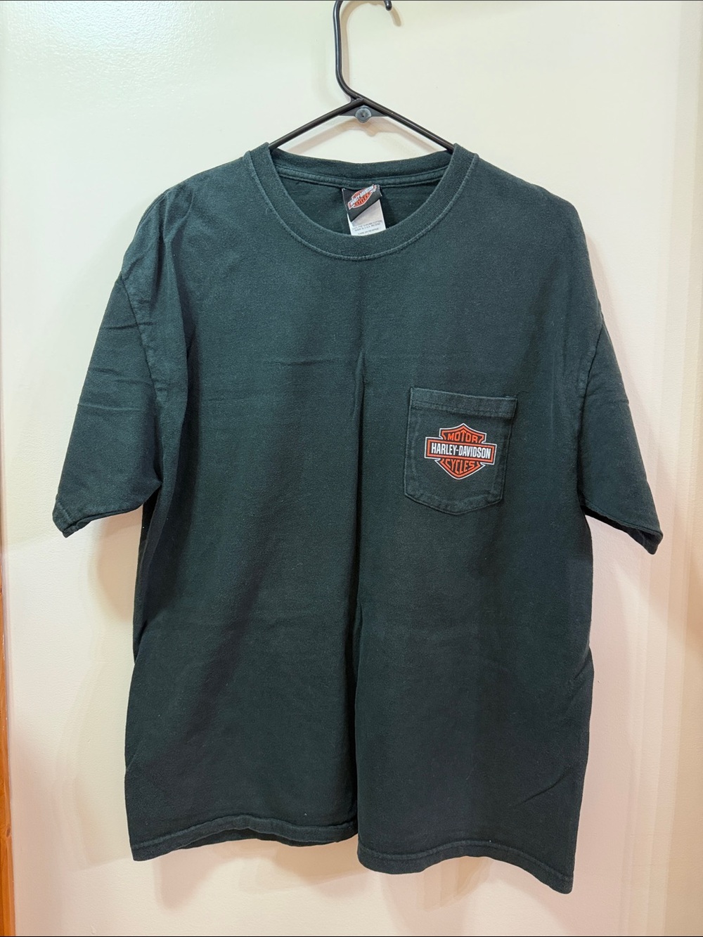 Harley-Davidson Colorado Springs Short-Sleeve Tee with Multicolor Pikes Peak - Picture 3 of 5